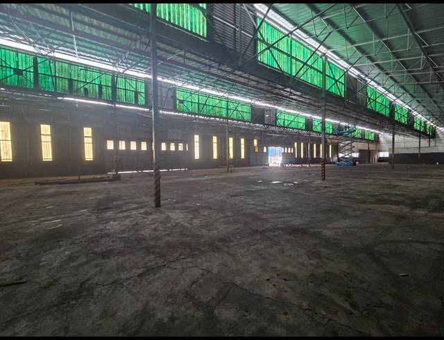 4,831M² WAREHOUSE TO LET IN CLAIRWOOD